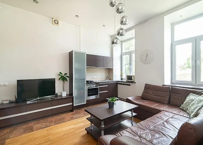 Comfortable 2-Bedroom Apartment